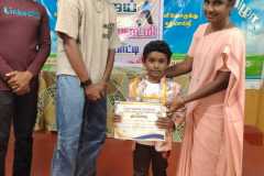 award-in-sophia-school